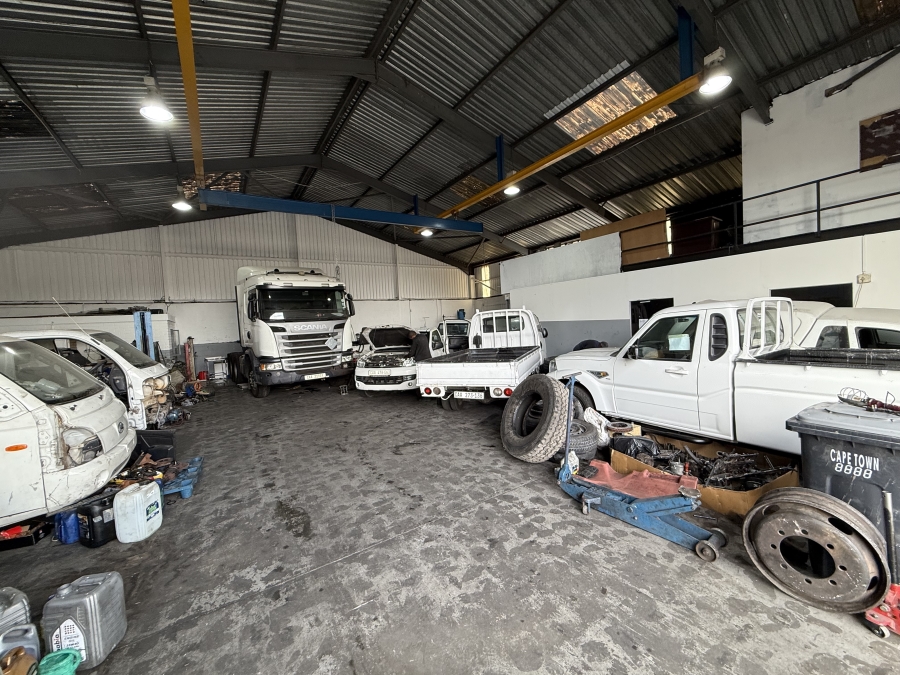 Commercial Property for Sale in Parow East Western Cape